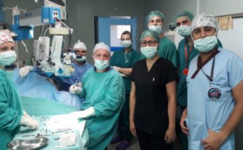 Bir Günde Dünyaları Aydınlandı