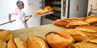 Mersin Büyükşehir Belediyesi “bedava ekmek yasaklandı” dedi, valilikten jet yanıt geldi