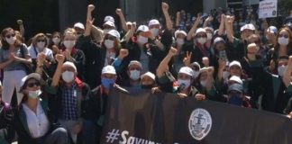 Polis engeliyle karşılaşan avukatlar, oturma eylemi başlattı