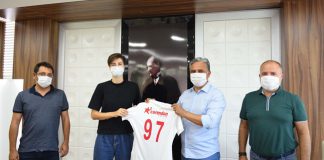 Rus milli kaleci DarinaShulega, Muratpaşa’da