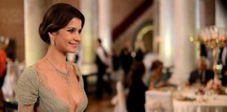 Beren Saat, mayolu fotoğrafını paylaşınca takipçileri beğeni butonuna çöktü