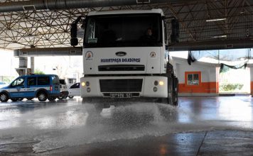Muratpaşa’nın dezenfekte ekiplerine durmak yok