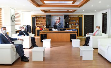 Vali Yazıcı, Başkan Uysal’ı ziyaret etti