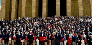 Antalya Lara Rotary Kulübü Anıtkabir’i Ziyaret Etti