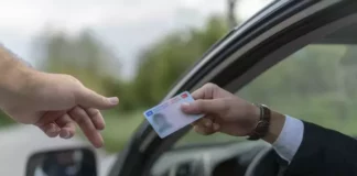 YENİ VE GÜNCEL TRAFİK CEZALARI MAYIS 2025 🚗 || Araç sahipleri dikkat: 150 bin TL’ye kadar çıkacak! Kırmızı ışık ihlali, alkollü araç kullanımı, drift, makas ve diğer ceza tutarları değişiyor