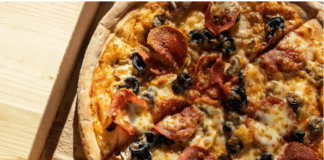 Dünyaca ünlü pizzacı şubelerini teker teker kapatıyor