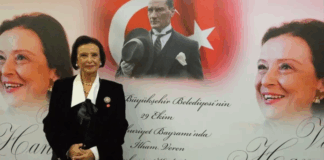 Türkiye’nin İlk Kadın Valisi Lale Aytaman’ın Hayatı ‘Vali Hanım’ Belgeseli ile Anlatıldı