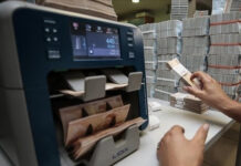 Ticari ve tüketici kredi büyümesi ivme kazandı