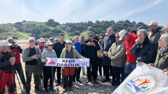 350df7ea-f82e-48fd-b64c-846eb12cd1a7