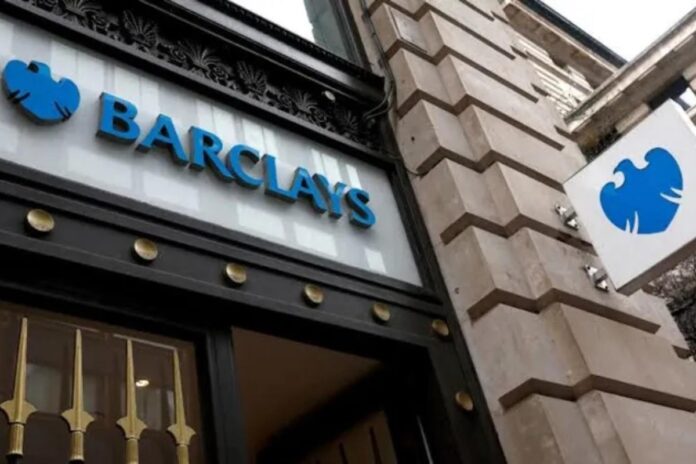 barclays-yil-sonuna-kadar-5-bin-calisanini-isten-20354914_2052_amp