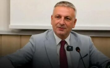 Oktay Saral, Cumhurbaşkanı Başdanışmanlığı görevinden istifa etti